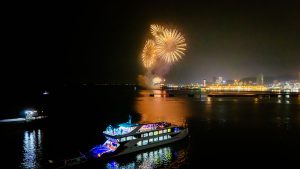 Halong Bay Dinner Cruise With Icon Cruise